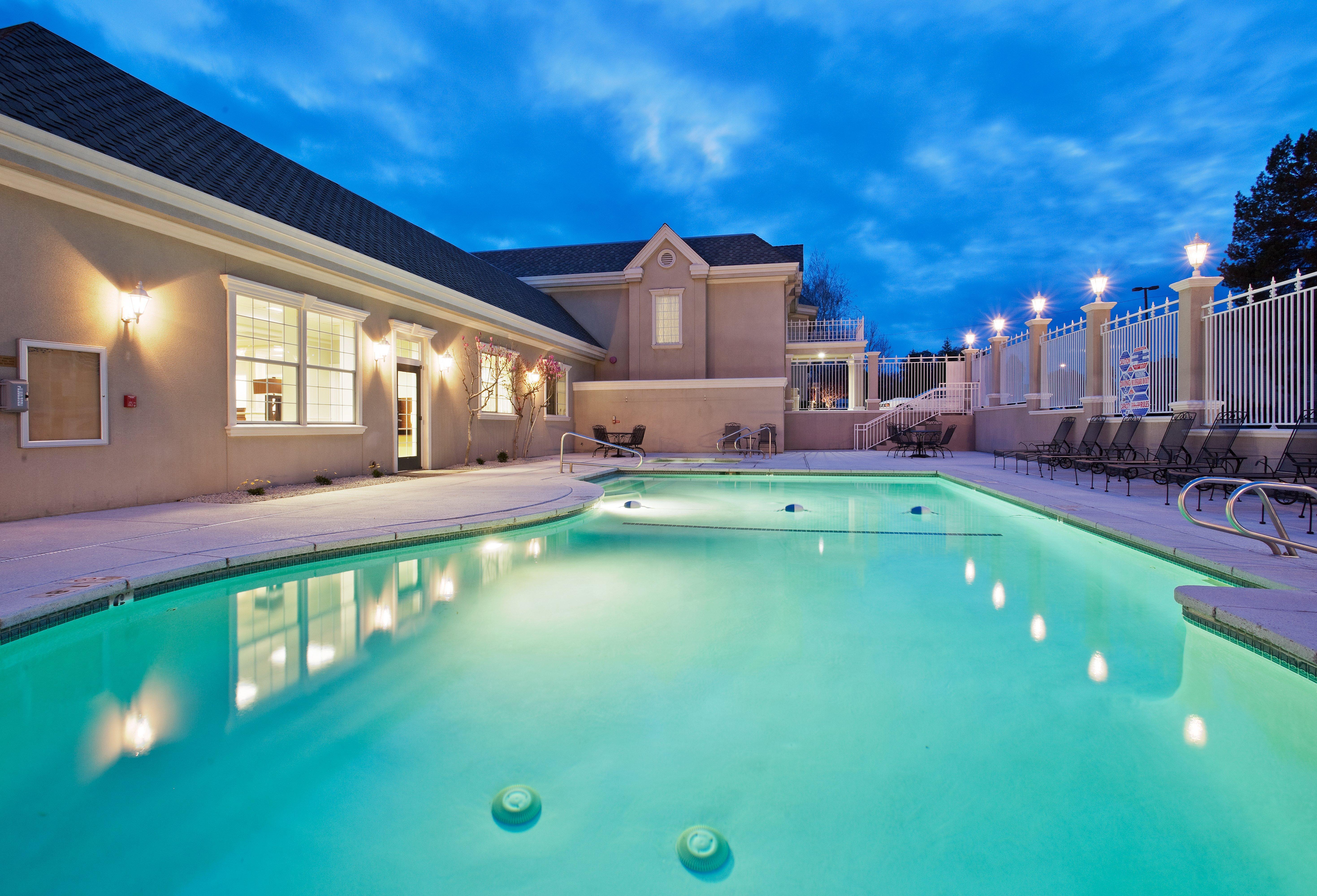 Holiday Inn Redding By Ihg מראה חיצוני תמונה