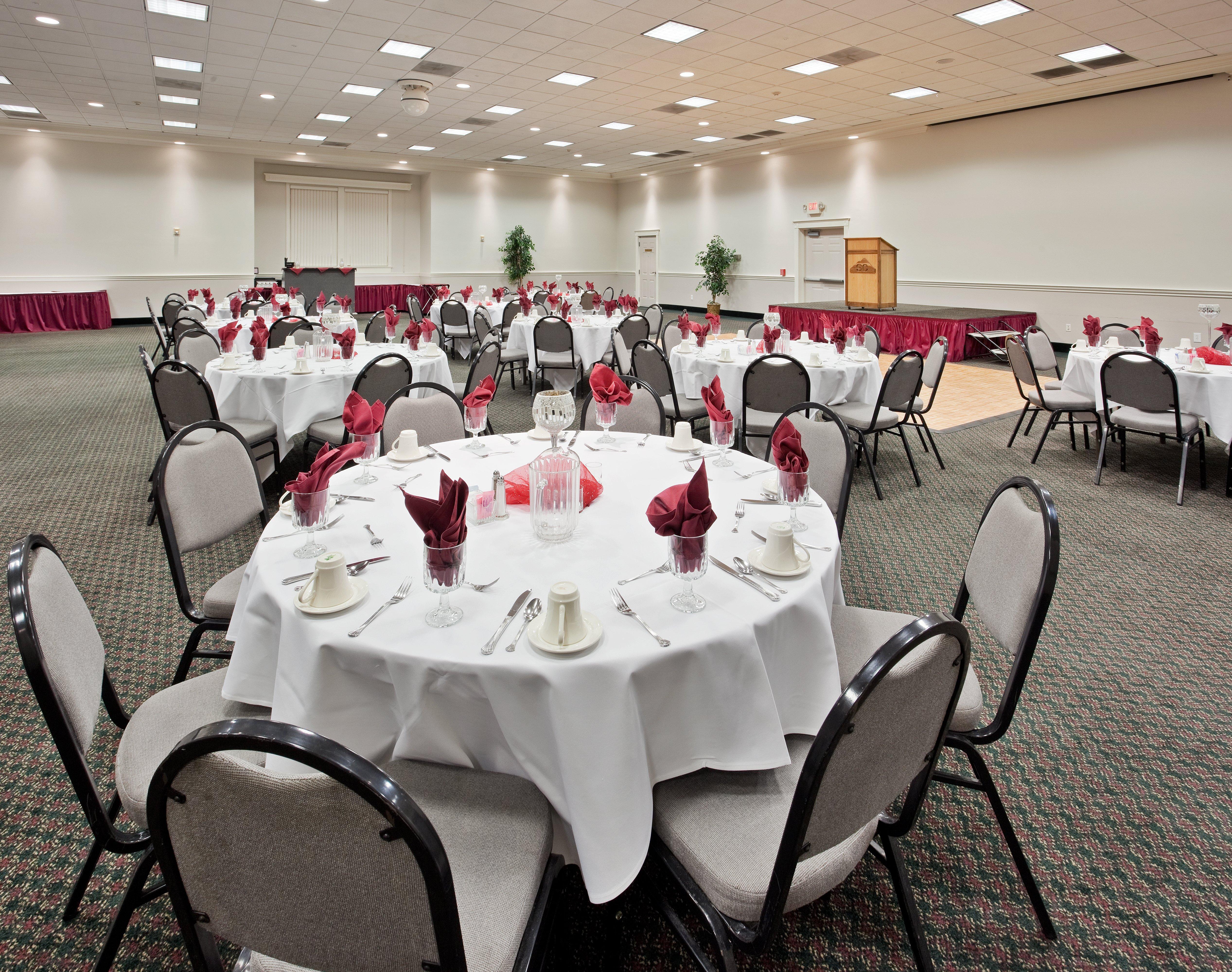 Holiday Inn Redding By Ihg מראה חיצוני תמונה