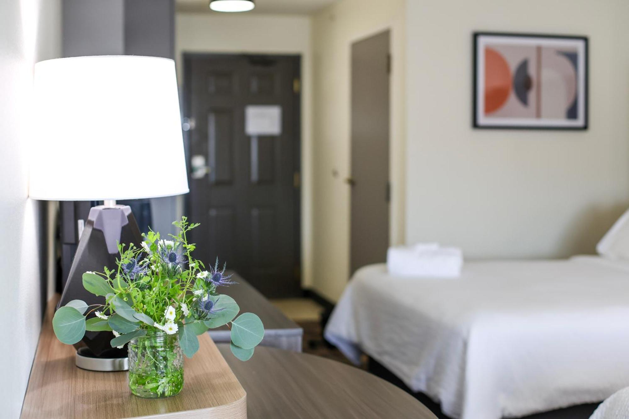Holiday Inn Redding By Ihg מראה חיצוני תמונה